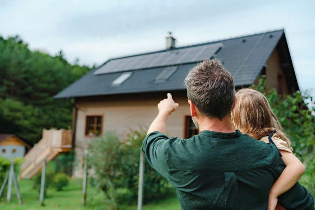 Installation de panneaux solaires avec Ma Maison Hybride par Airwell